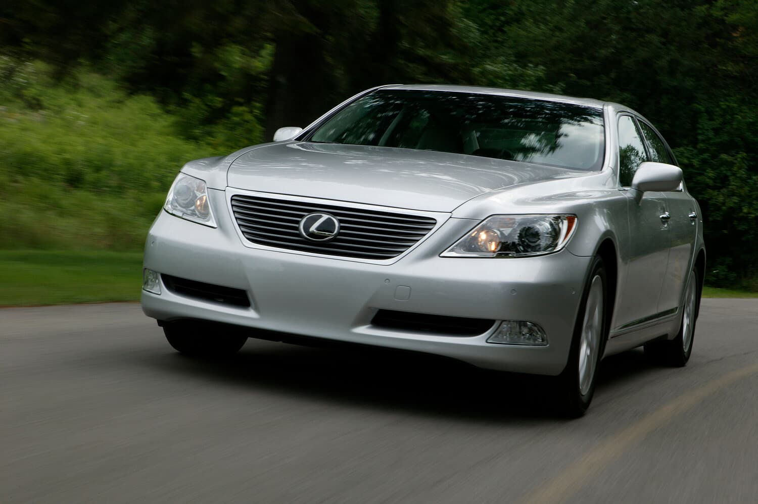 Lexus LS IV Седан Long, фото 3