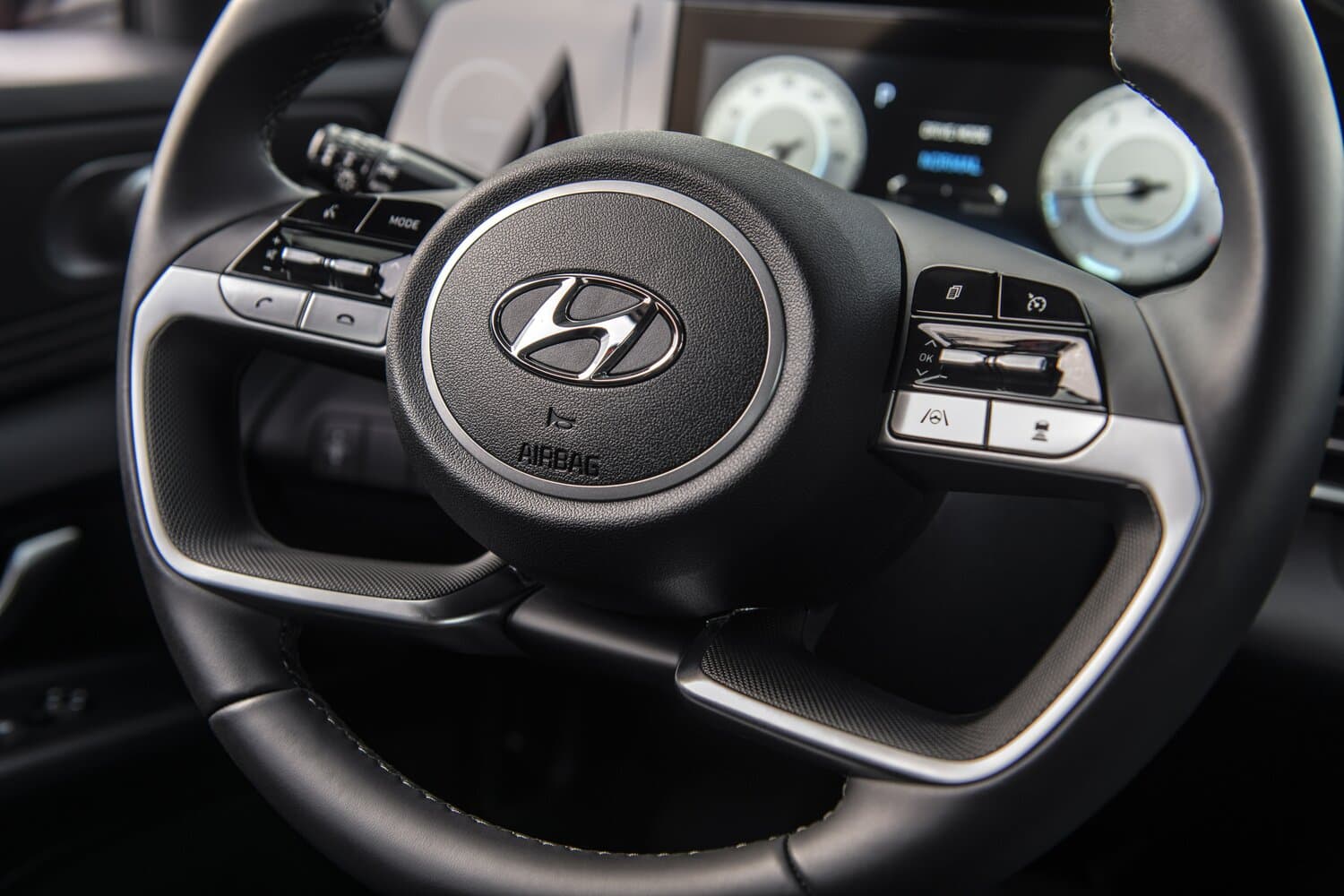 Hyundai Elantra VII (CN7) Седан, фото 9