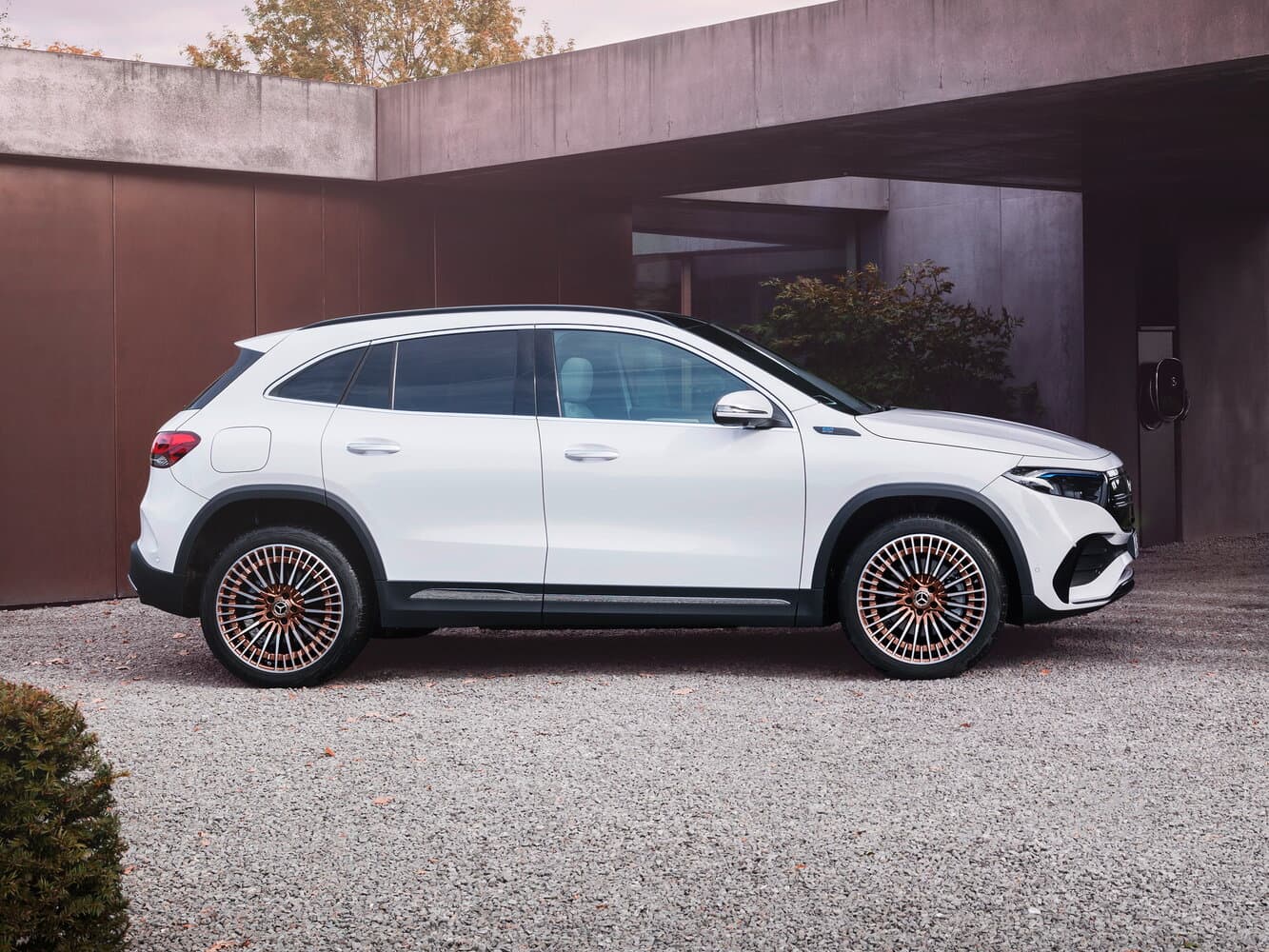 Mercedes-Benz EQA I Внедорожник 5 дв., фото 2