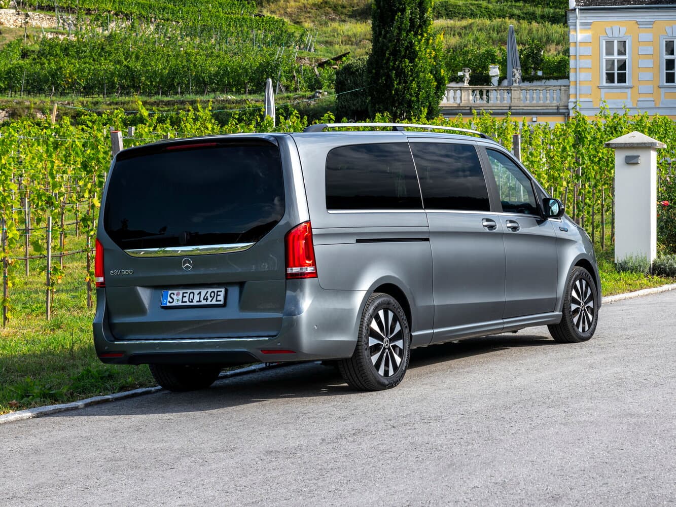 Mercedes-Benz EQV I Минивэн Extra Long, фото 3