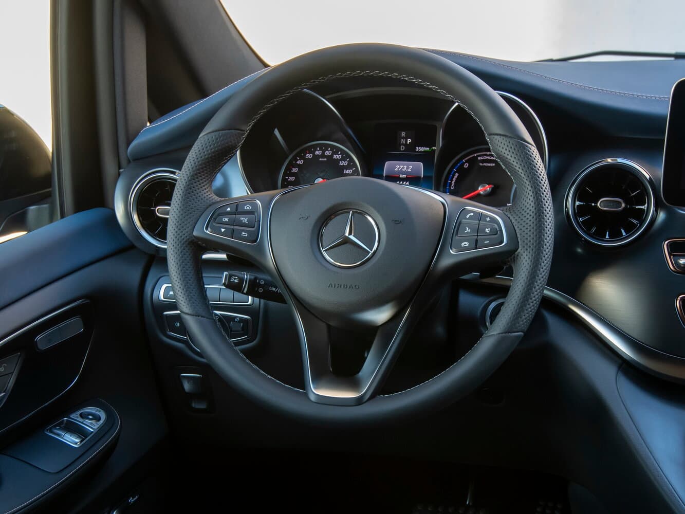 Mercedes-Benz EQV I Минивэн Extra Long, фото 7