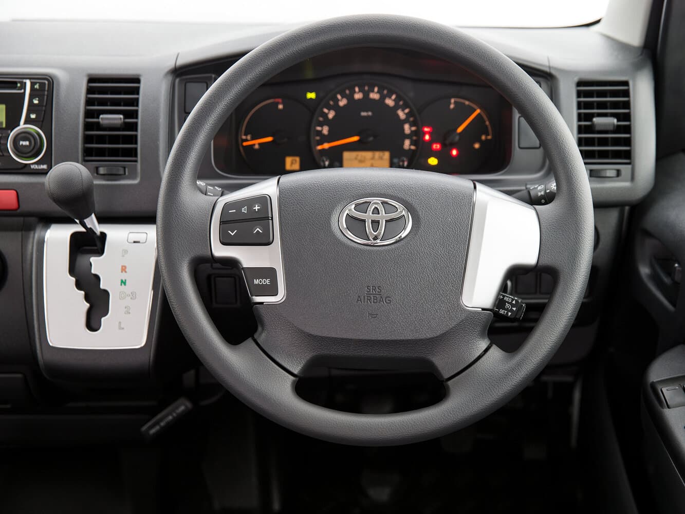 Toyota HiAce H200 Рестайлинг Фургон, фото 6