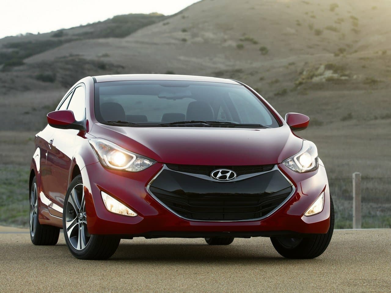 Hyundai Avante V Купе, фото 2
