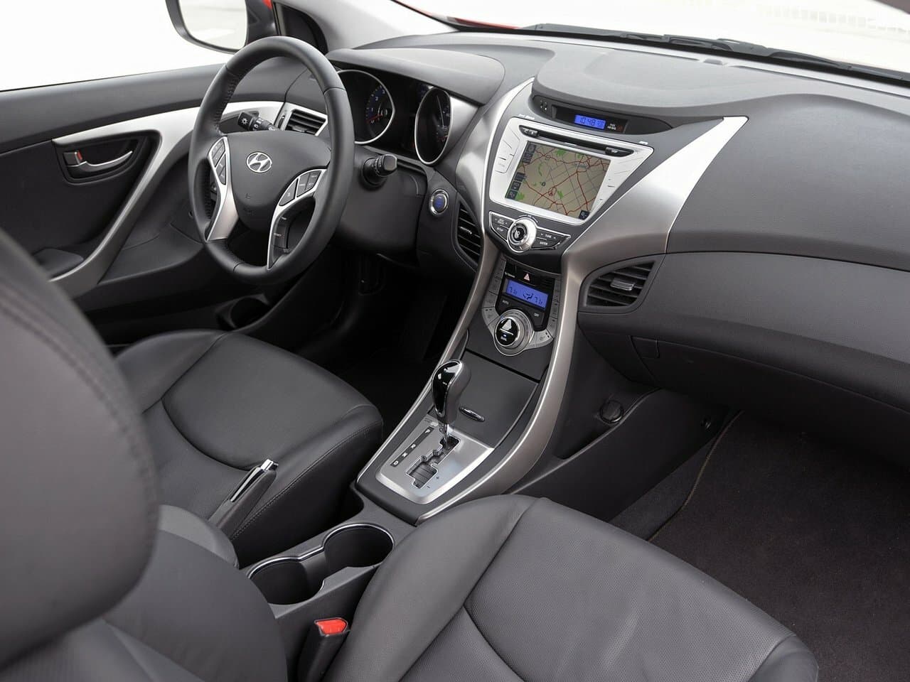 Hyundai Avante V Купе, фото 4