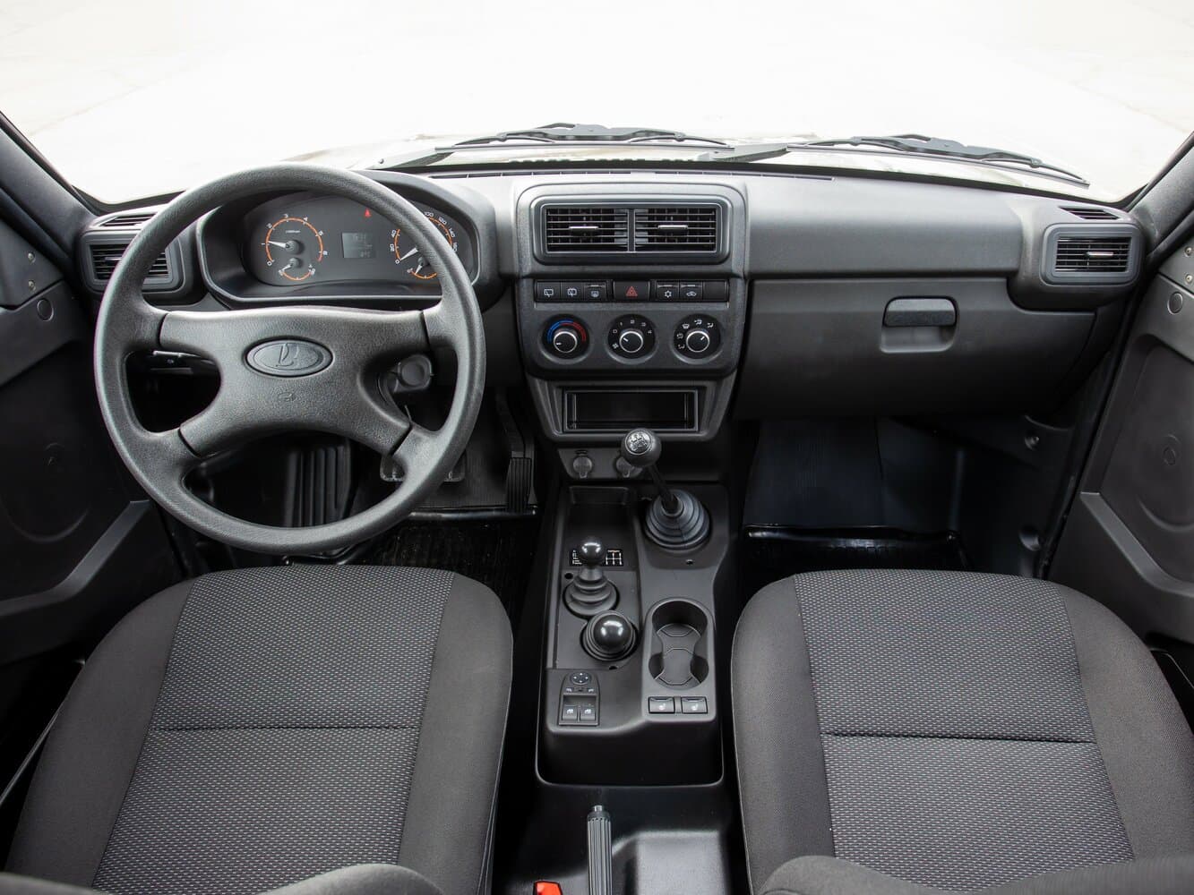 Lada (ВАЗ) Niva Legend  Внедорожник 3 дв., фото 12