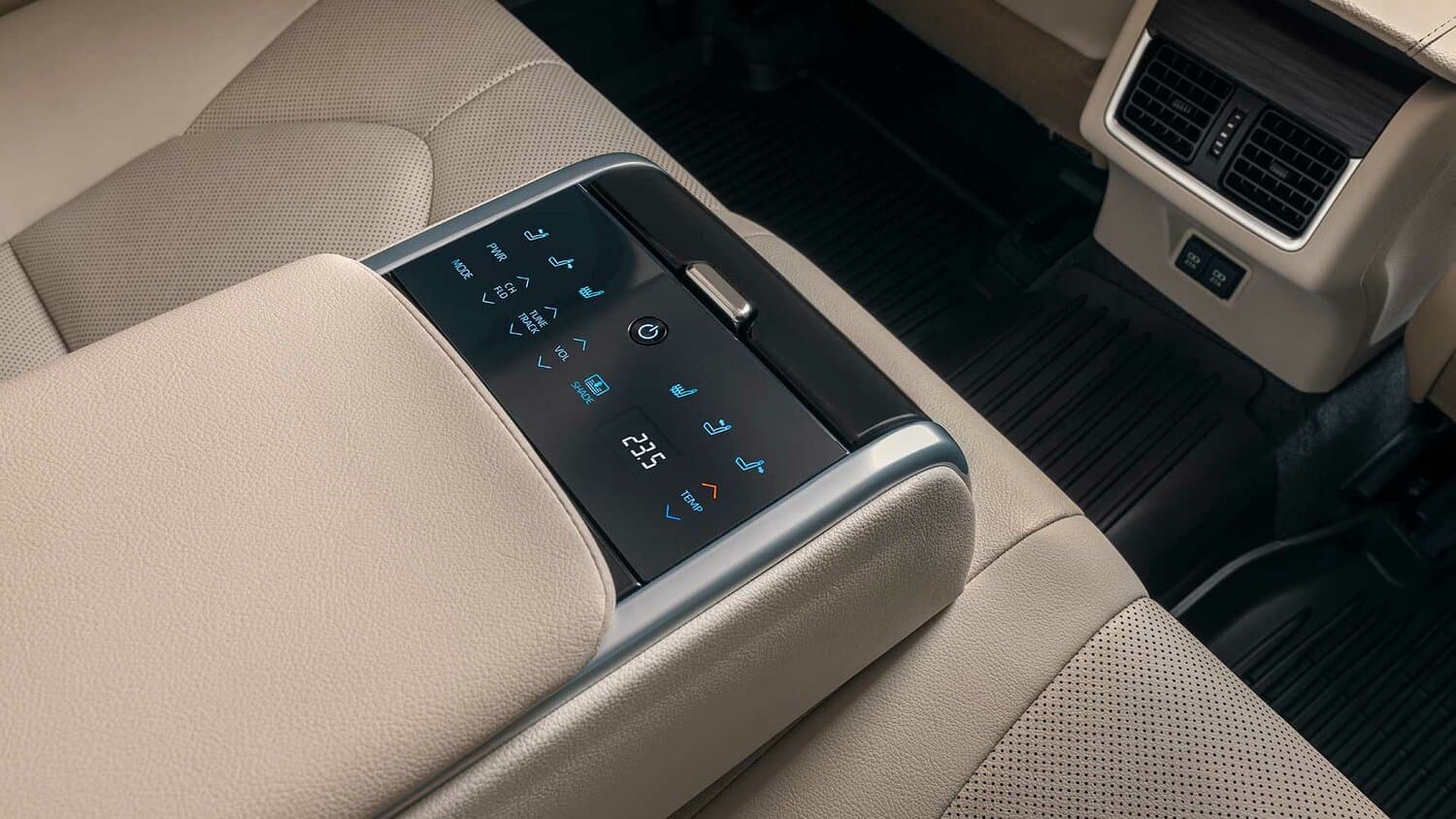 Toyota Camry VIII (XV70) Рестайлинг Седан, фото 16