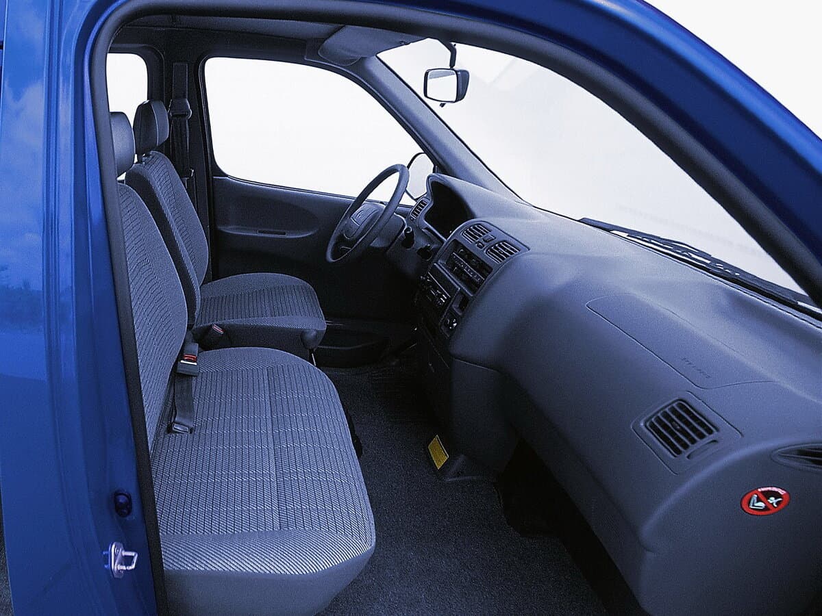 Toyota HiAce XH10 Минивэн, фото 5