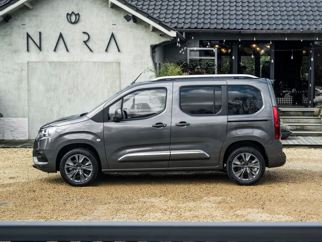 Toyota ProAce City I Компактвэн, фото 2