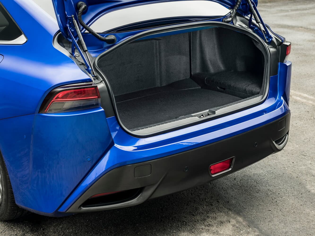 Toyota Mirai II Седан, фото 13