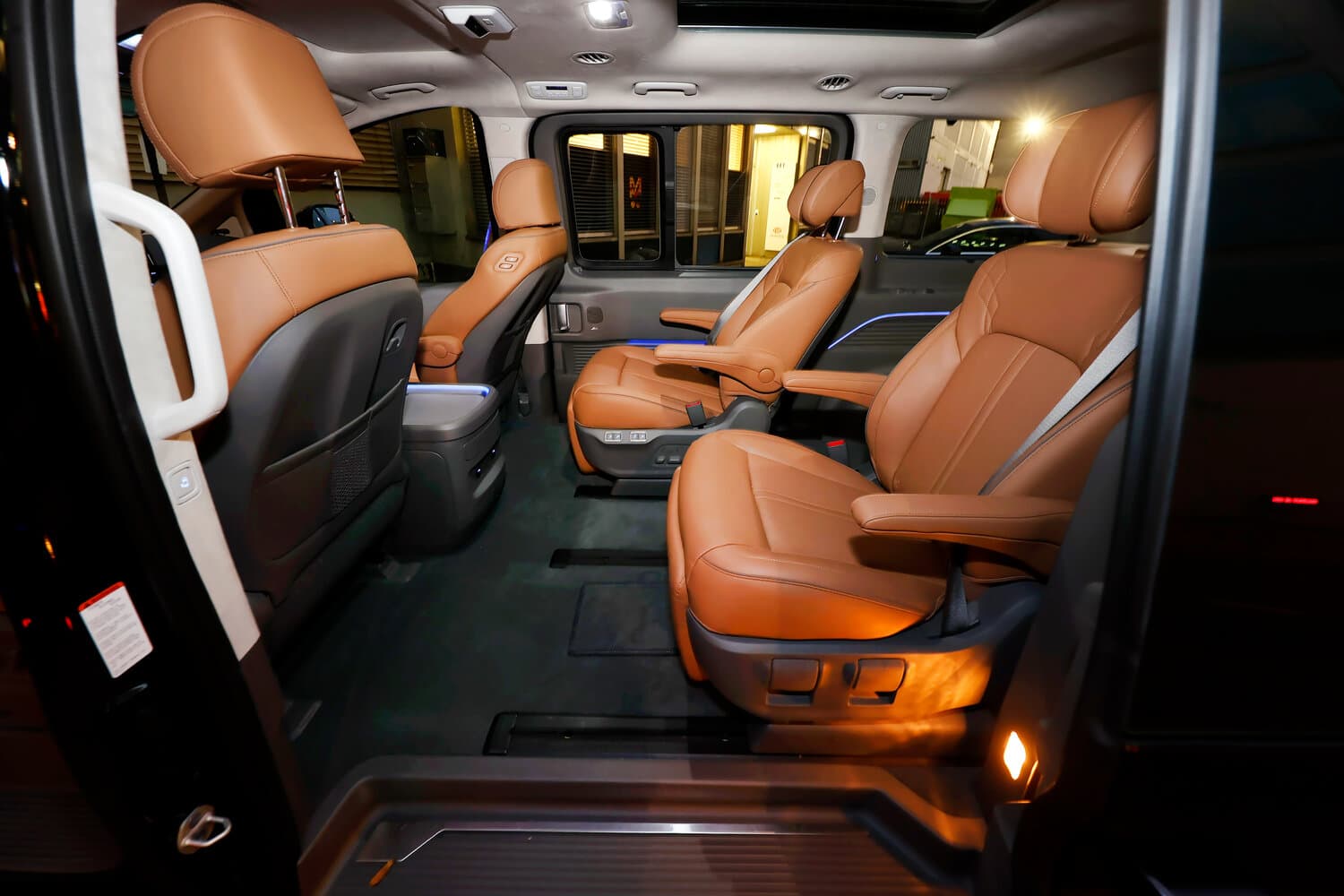 Hyundai Staria  Минивэн, фото 17