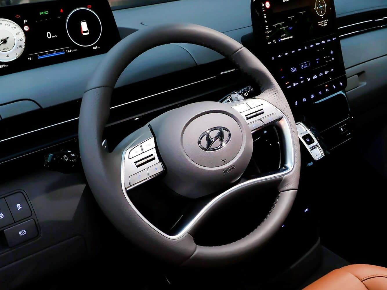 Hyundai Staria  Минивэн, фото 9