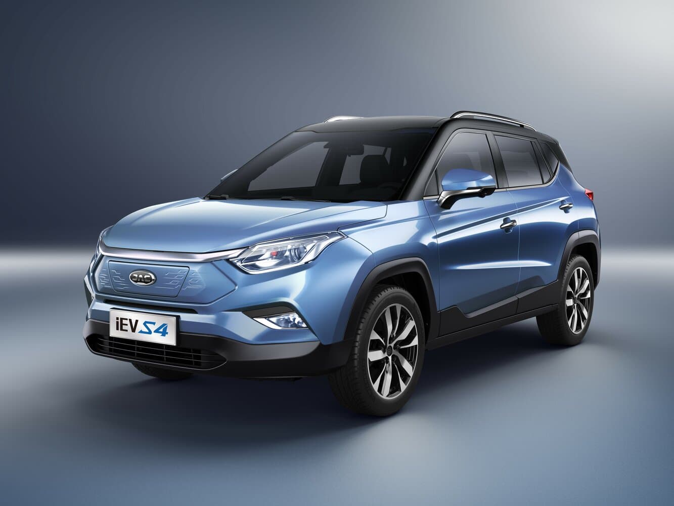 JAC iEVS4 