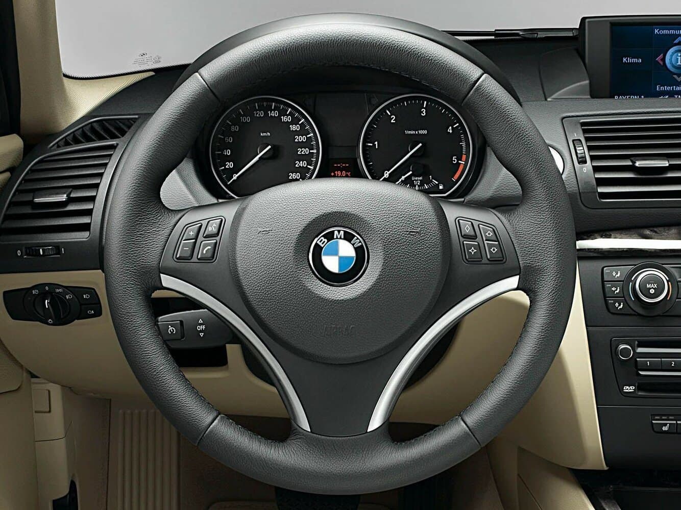 BMW 1 series I (E81/E82/E87/E88) Рестайлинг Хэтчбек 5 дв., фото 8