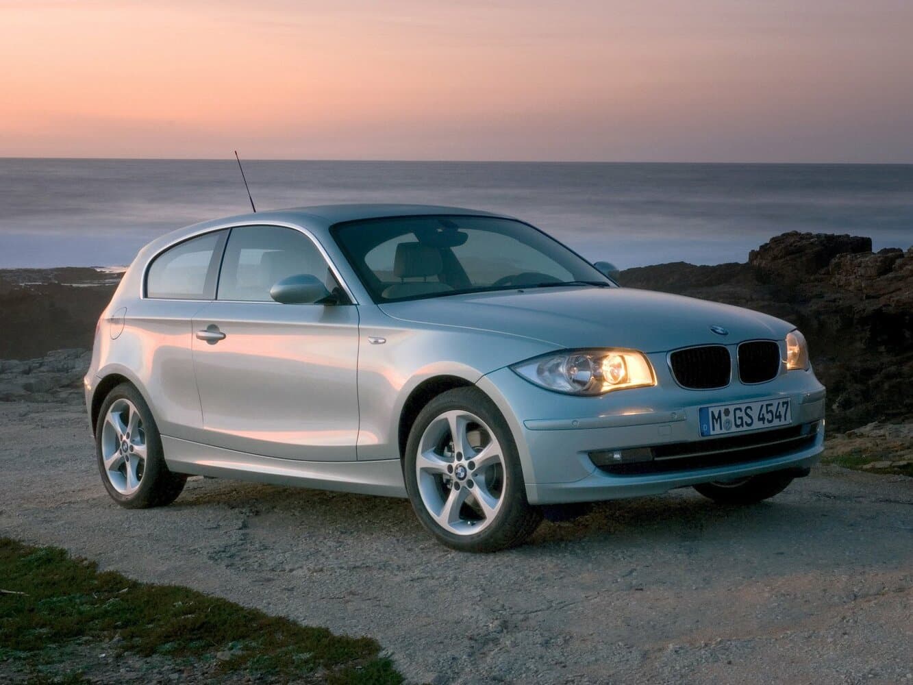 BMW 1 series I (E81/E82/E87/E88) Рестайлинг Хэтчбек 3 дв.
