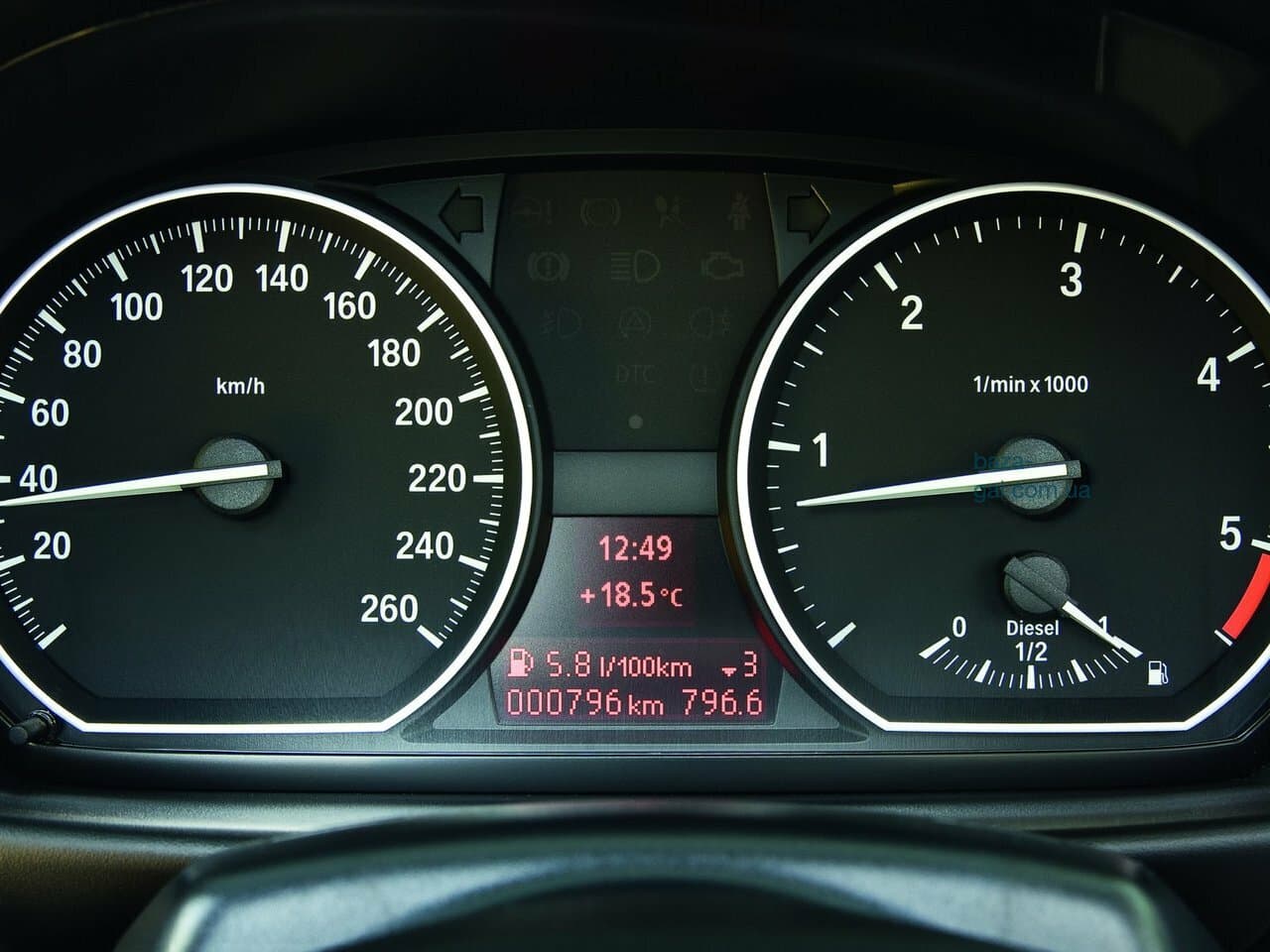 BMW 1 series I (E81/E82/E87/E88) Рестайлинг Хэтчбек 3 дв., фото 8