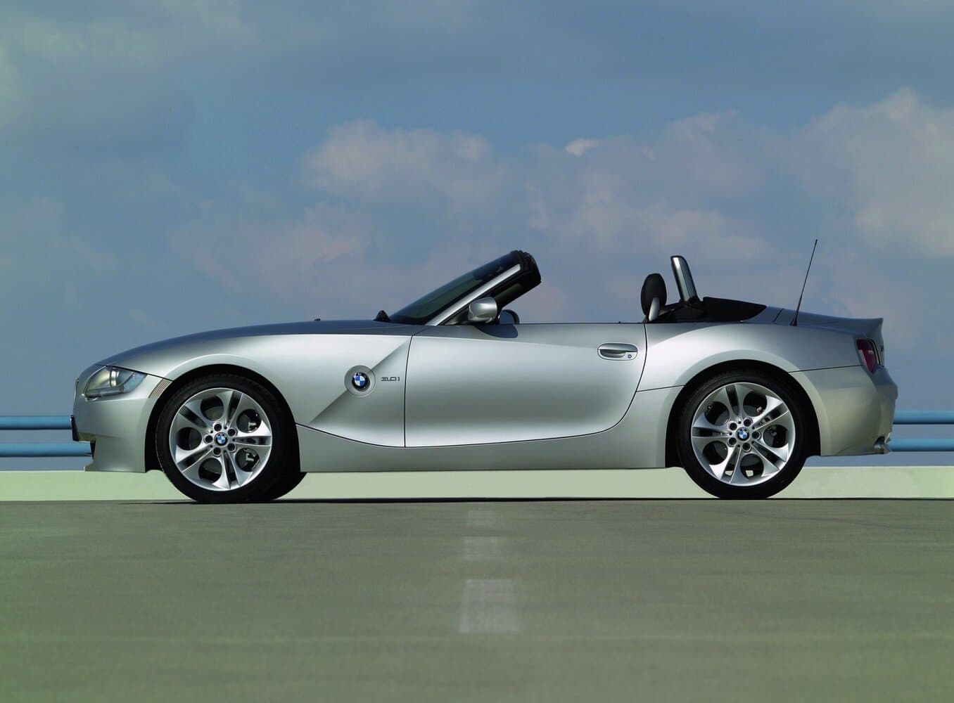 BMW Z4 I (E85/E86) Рестайлинг Родстер, фото 2