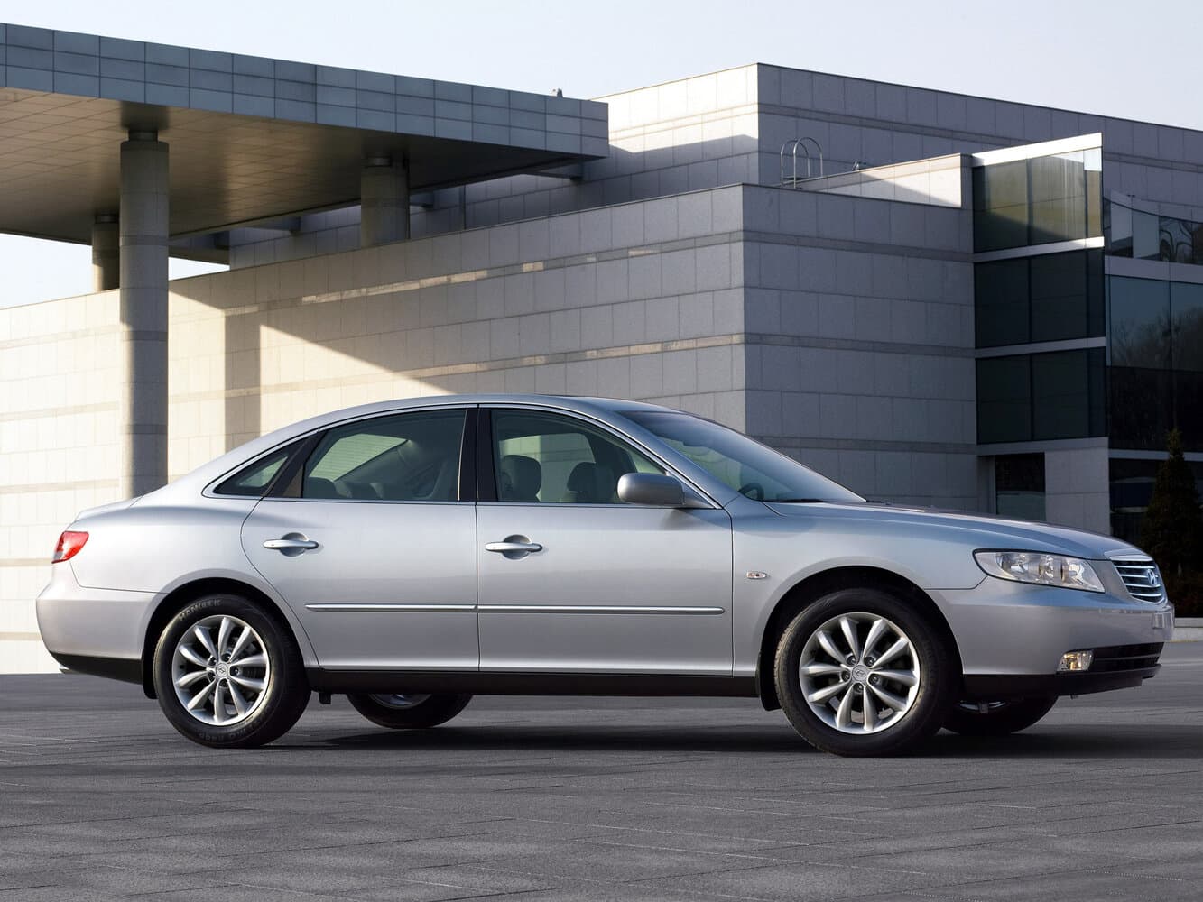 Hyundai Grandeur IV Седан, фото 2