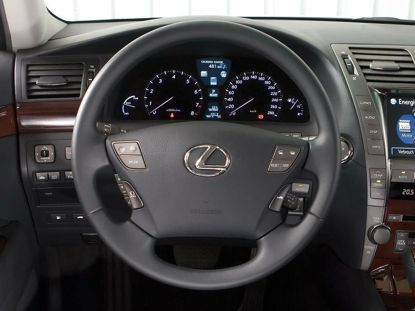 Lexus LS IV Рестайлинг Седан Long, фото 9
