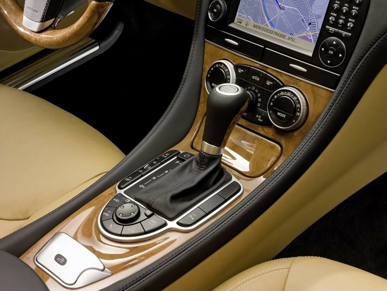 Mercedes-Benz SL-Class V (R230) Рестайлинг 2 Родстер, фото 11