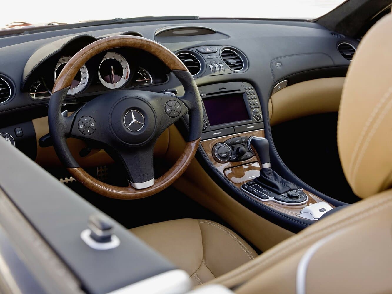 Mercedes-Benz SL-Class V (R230) Рестайлинг 2 Родстер, фото 12