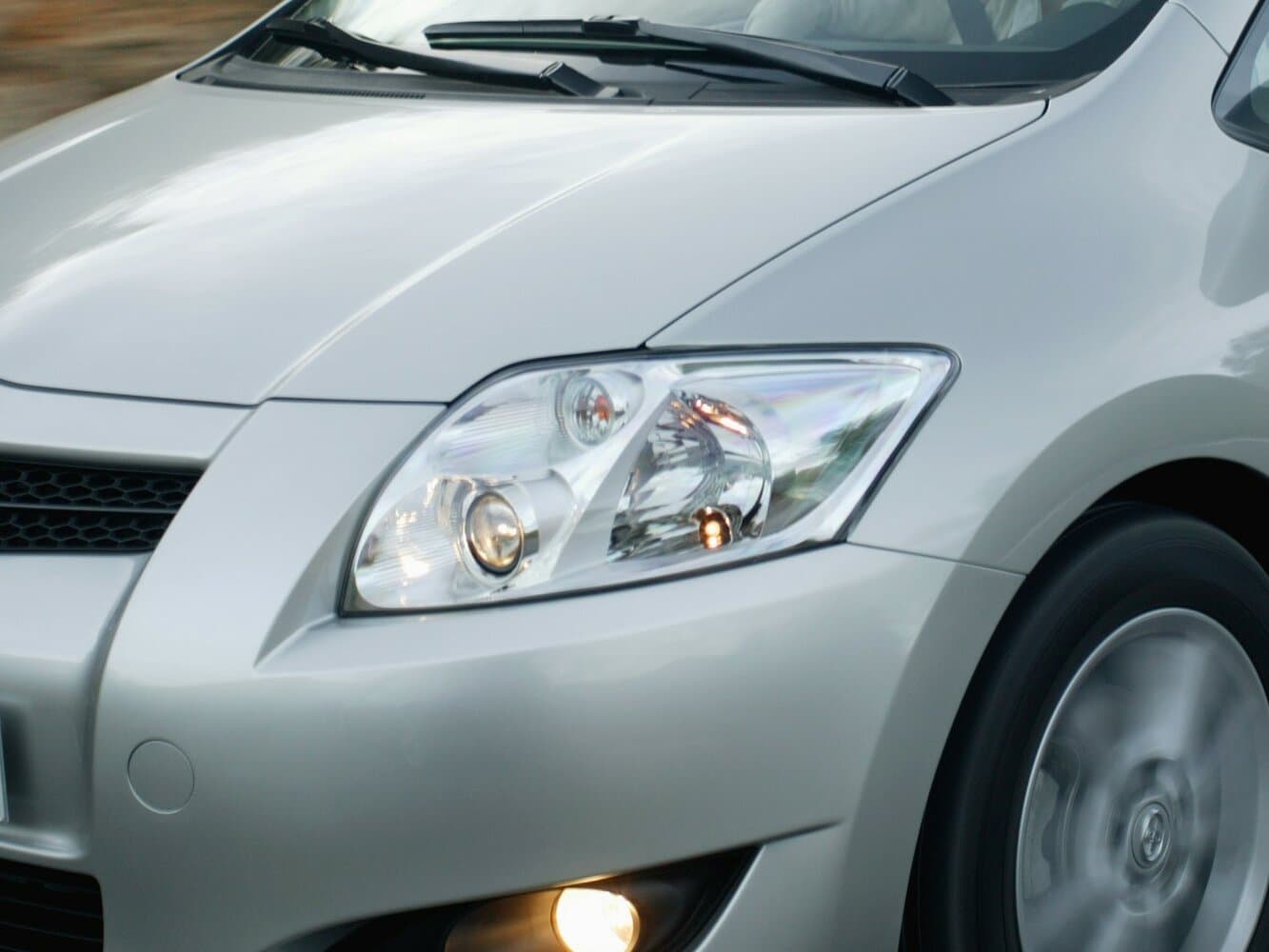 Toyota Auris I Хэтчбек 5 дв., фото 15
