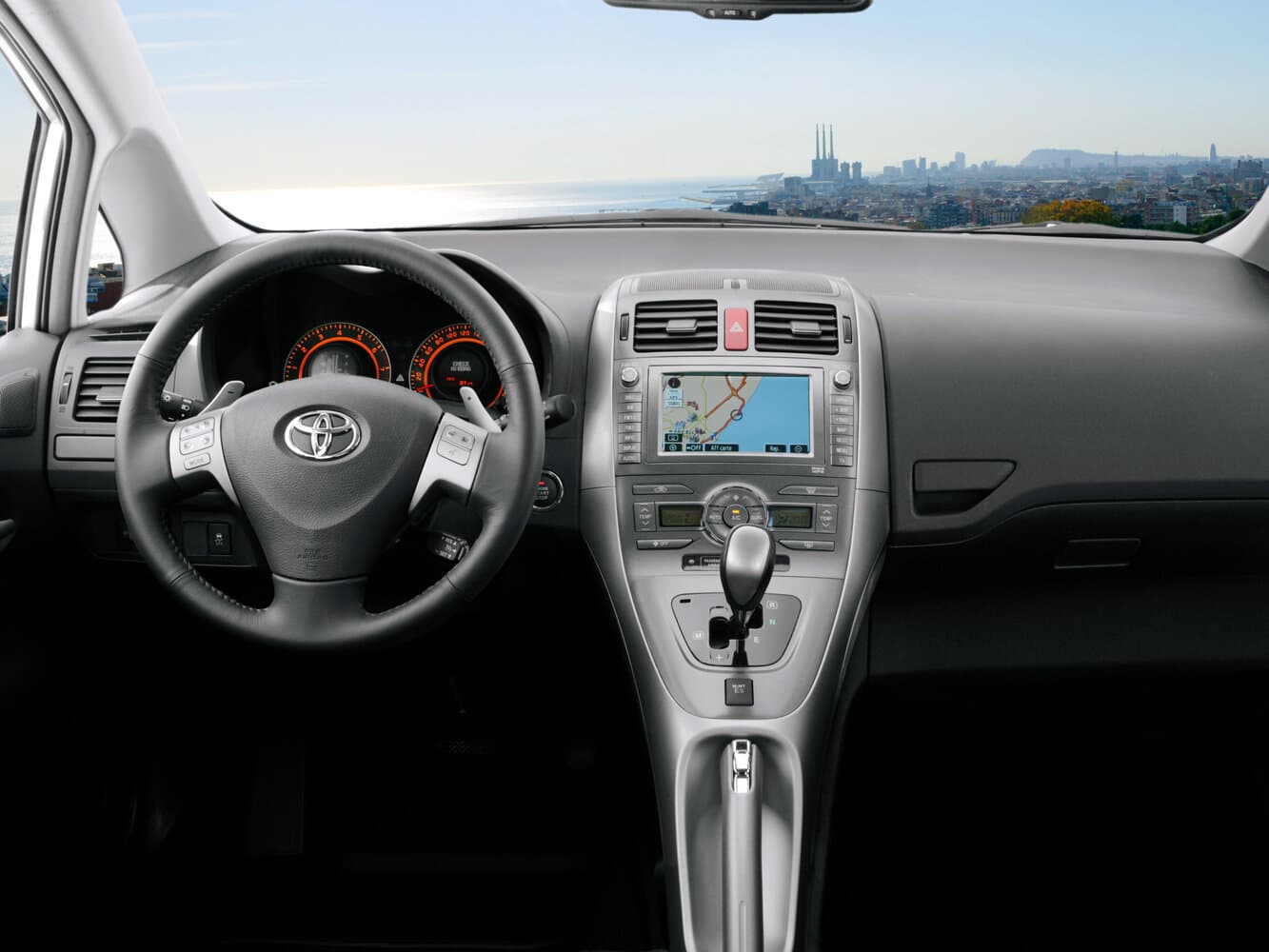 Toyota Auris I Хэтчбек 5 дв., фото 6