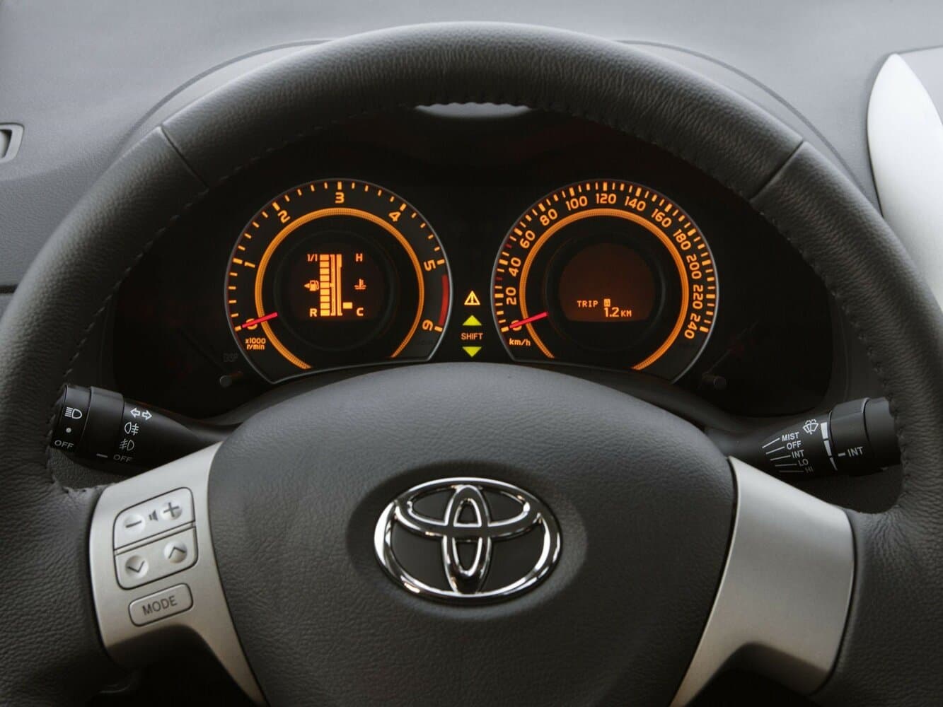 Toyota Corolla X (E140, E150) Седан, фото 8