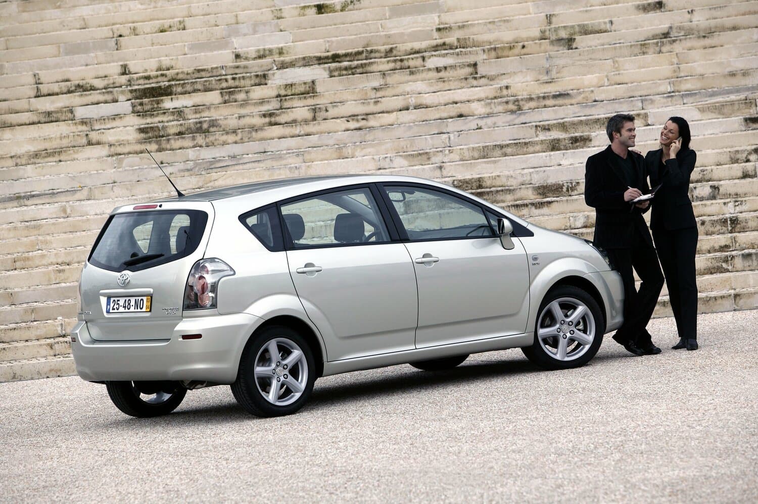 Toyota Corolla Verso I Рестайлинг 2 Компактвэн, фото 4