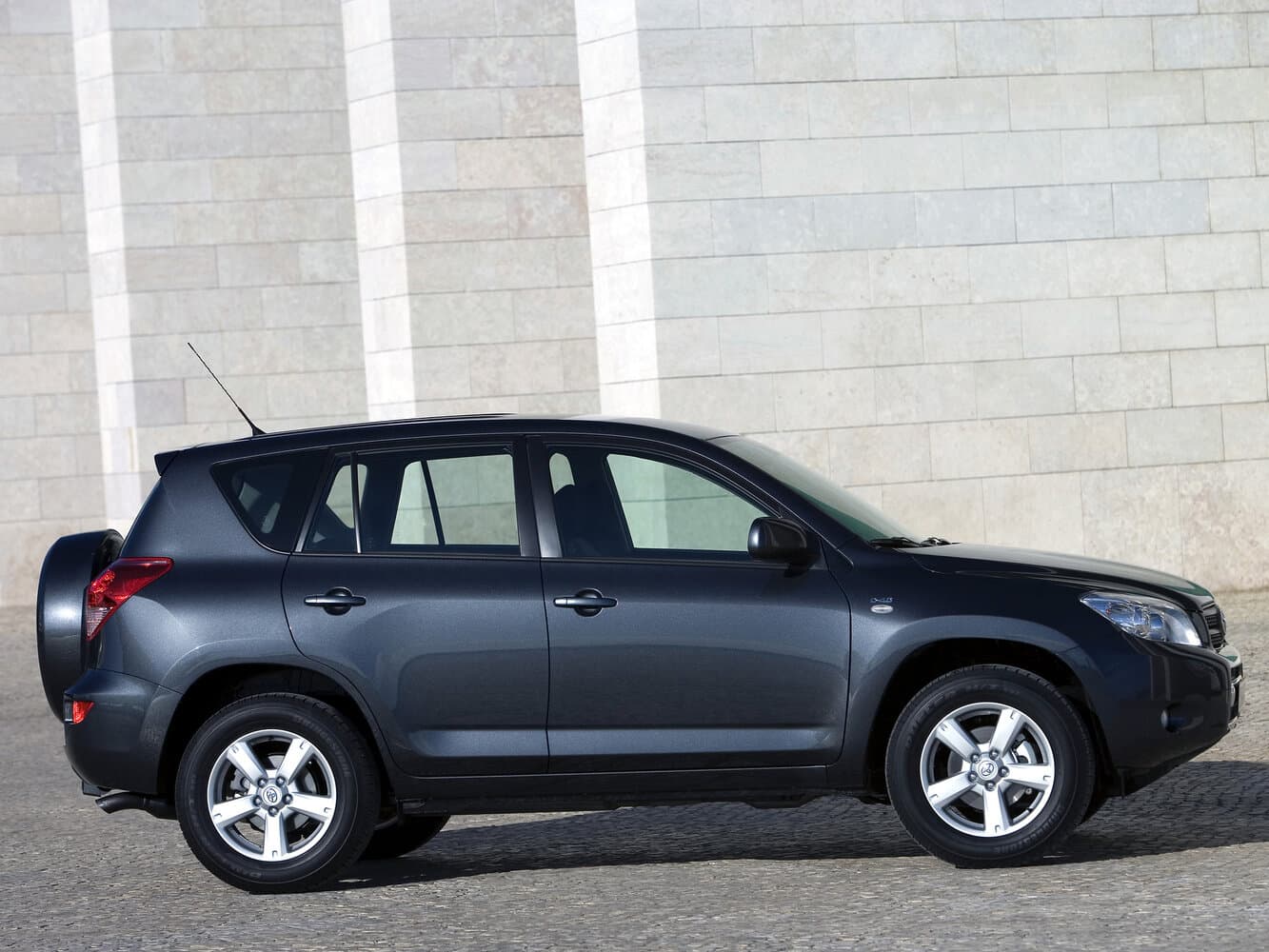 Toyota RAV4 III (XA30) Внедорожник 5 дв., фото 2