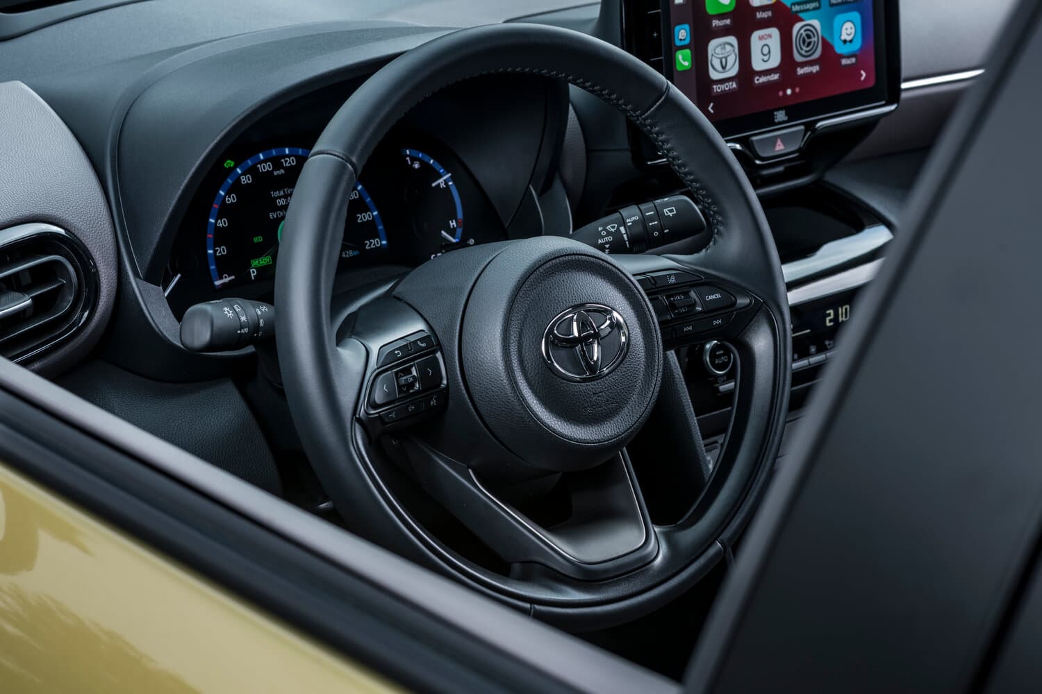 Toyota Yaris Cross Внедорожник 5 дв., фото 11
