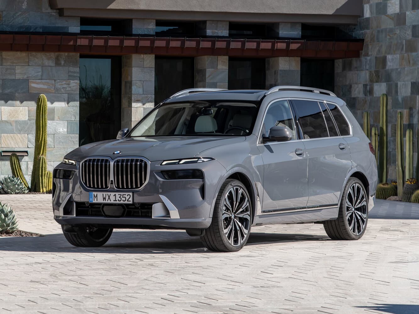 Фото BMW X7
