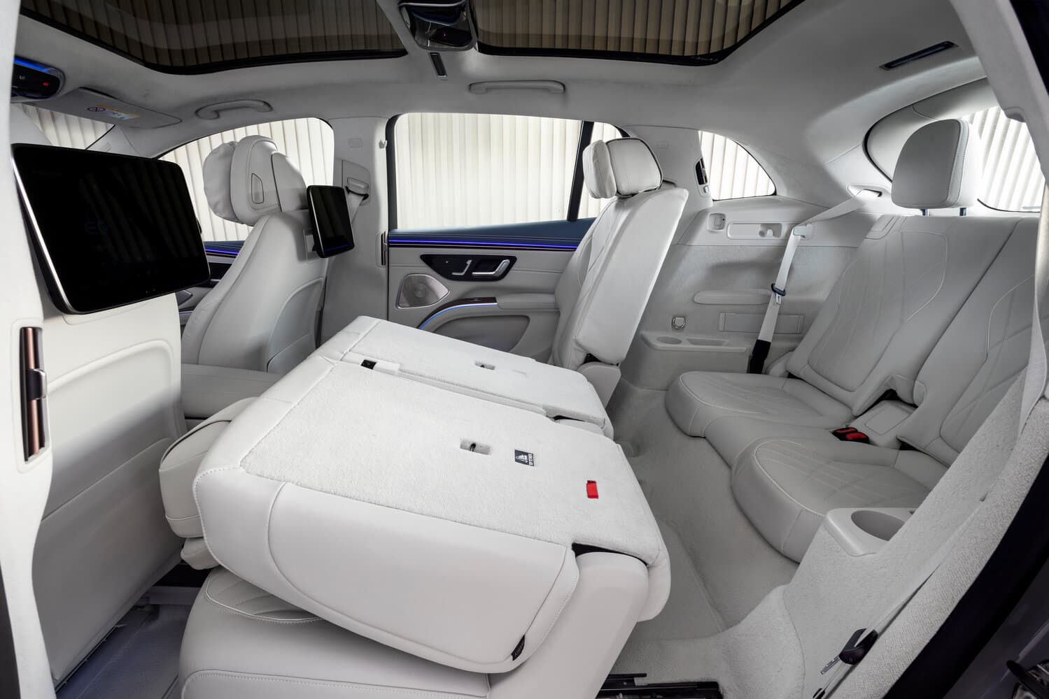 Mercedes-Benz EQS SUV  Внедорожник 5 дв., фото 12