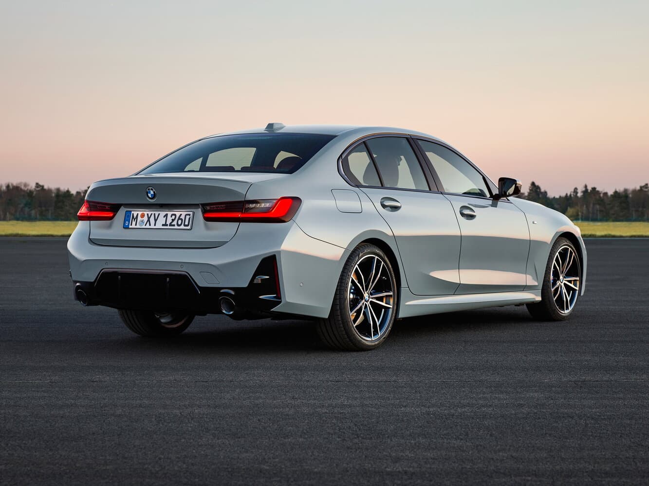 BMW 3 series VII (G2x) Рестайлинг Седан, фото 5