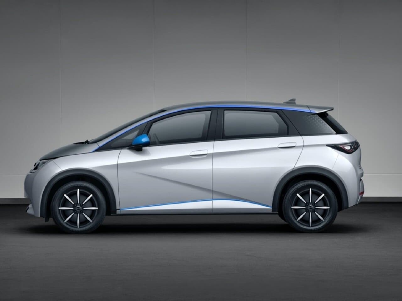 BYD Dolphin I Хэтчбек 5 дв., фото 2