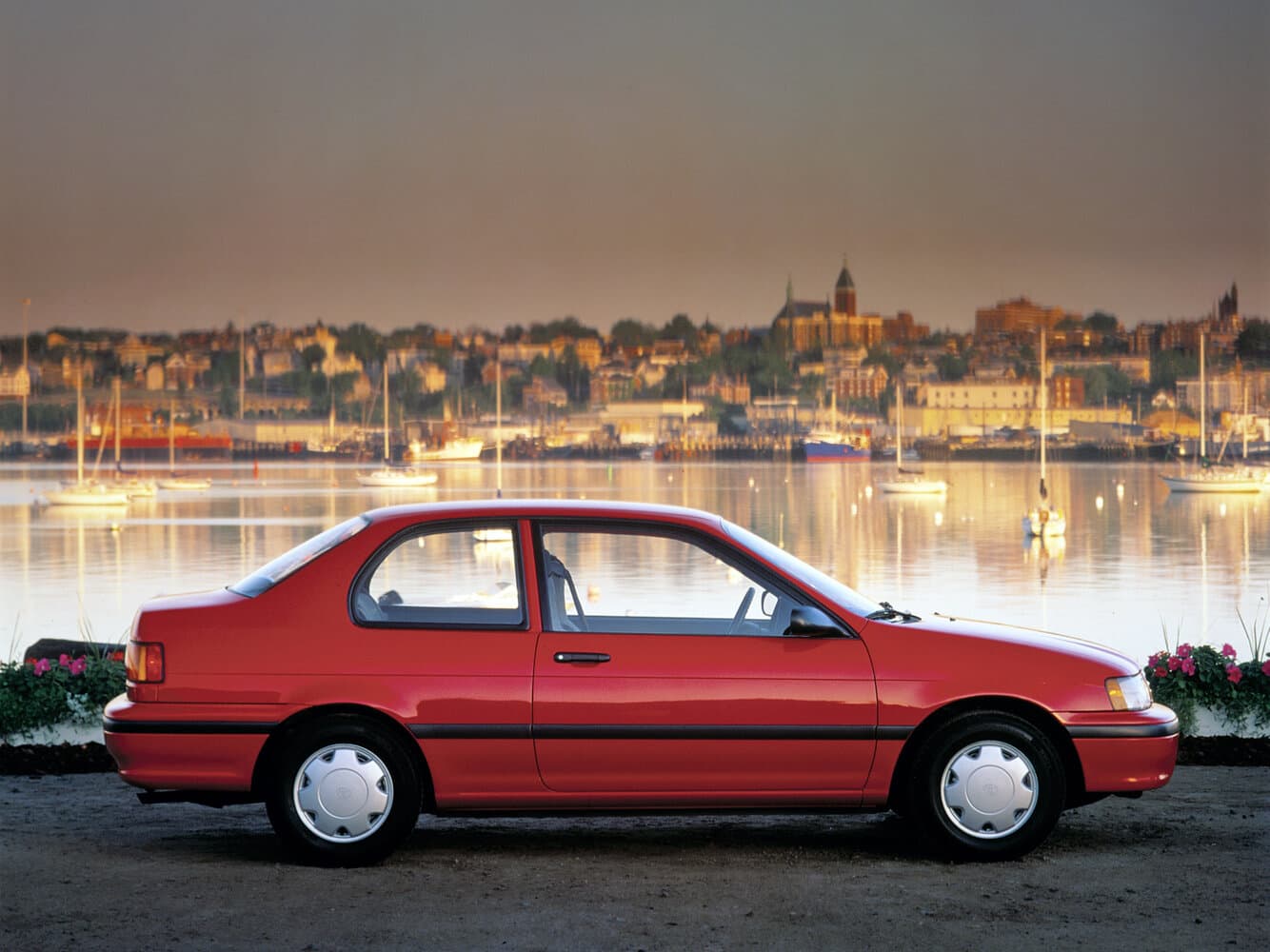 Toyota Tercel IV (L40) Седан 2 дв., фото 2