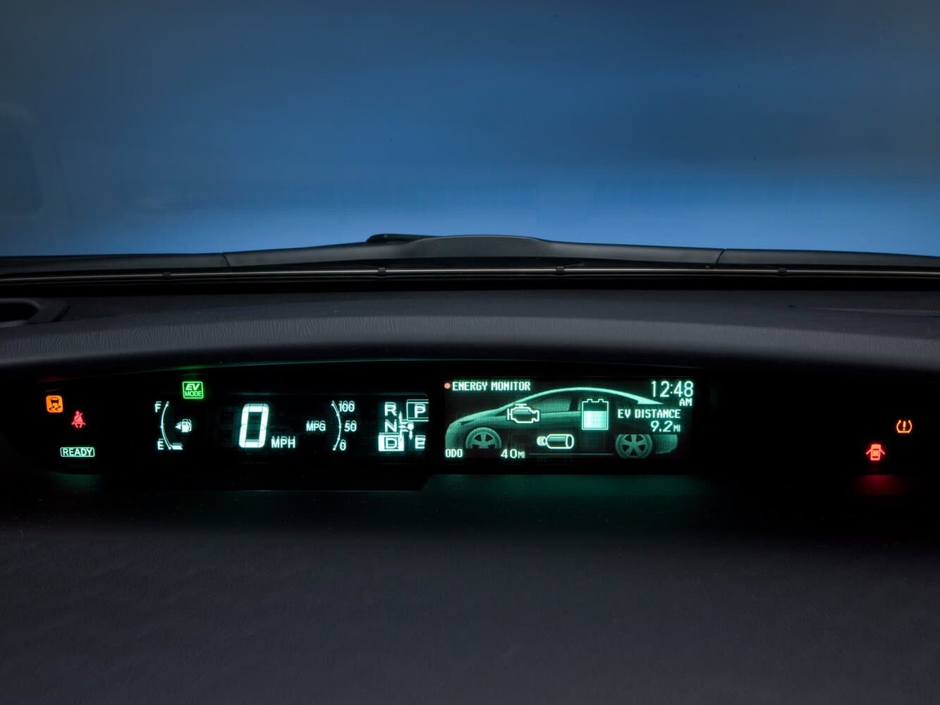 Toyota Prius III Рестайлинг (XW30) Лифтбек PHV, фото 7