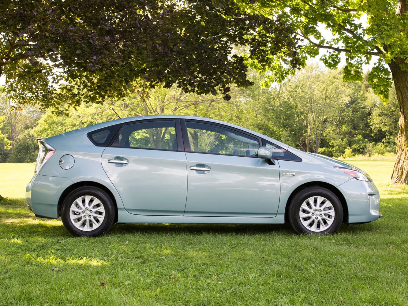 Toyota Prius III Рестайлинг (XW30) Лифтбек PHV, фото 2