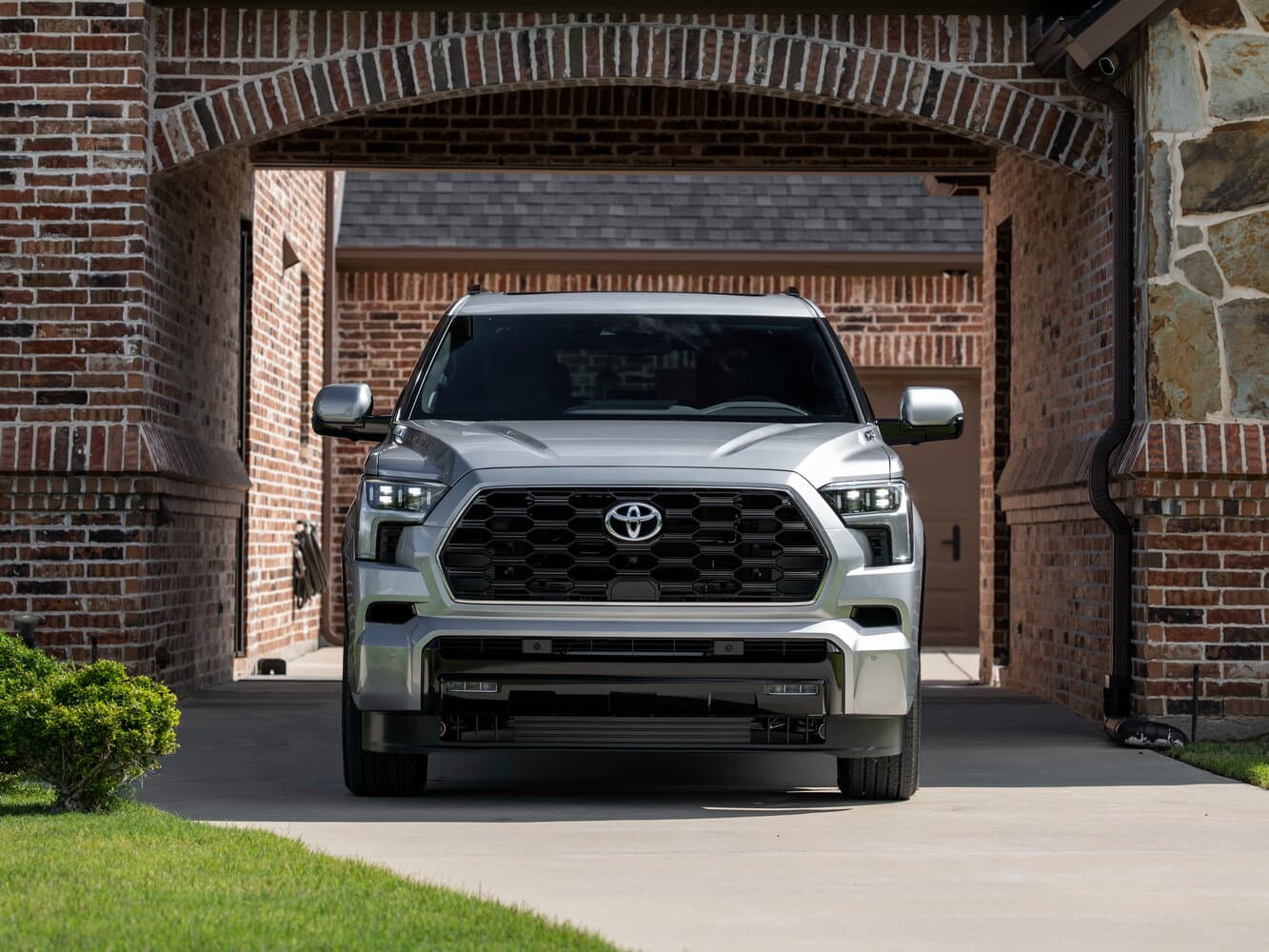 Toyota Sequoia III Внедорожник 5 дв., фото 3
