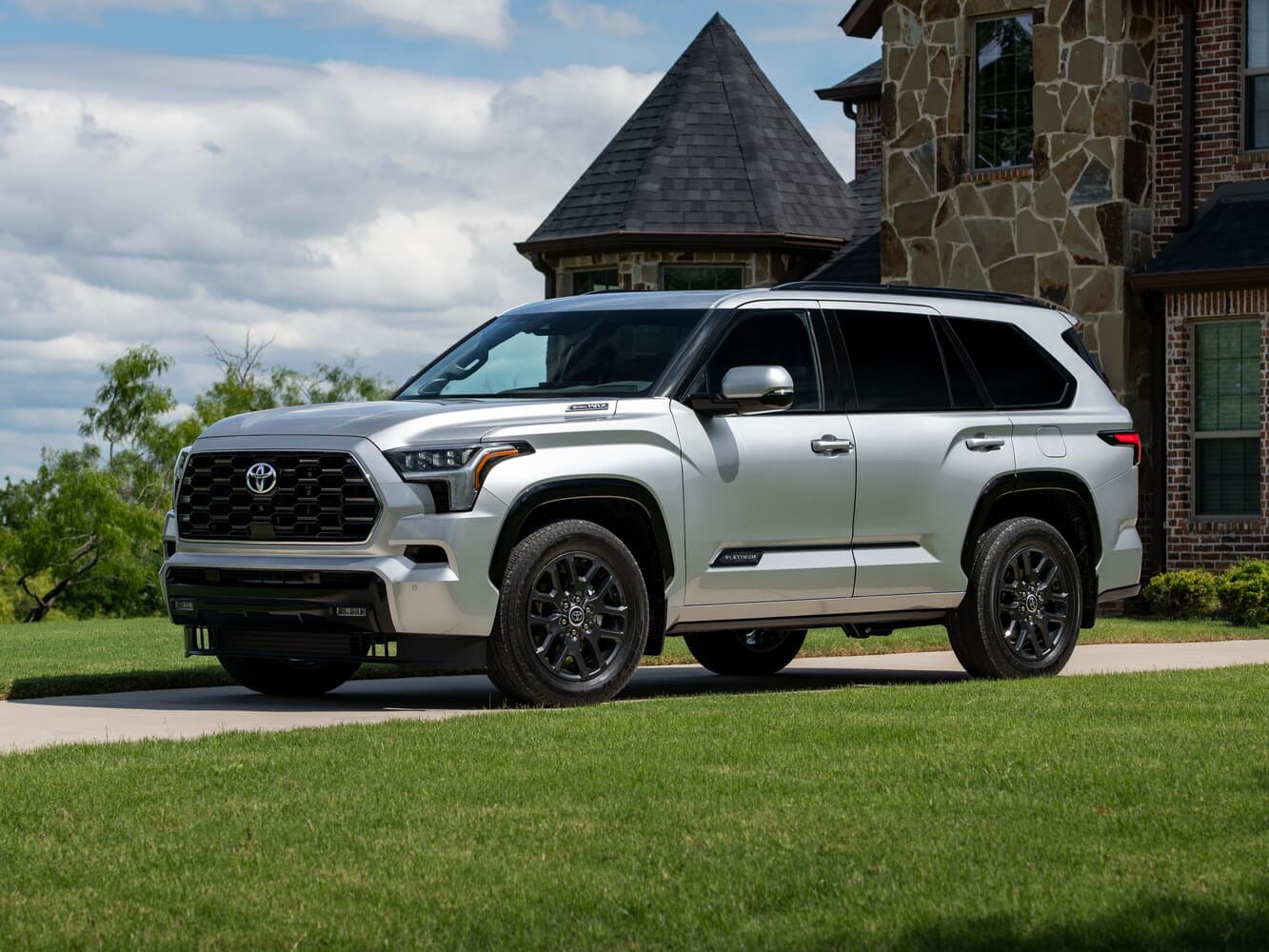Toyota Sequoia III Внедорожник 5 дв.