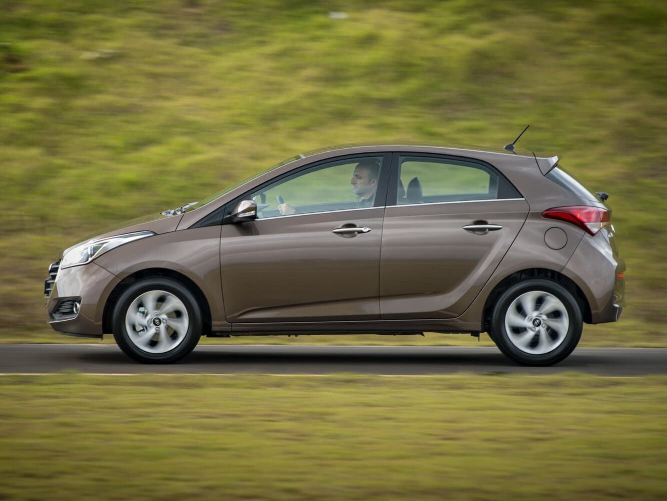 Hyundai HB20 I Рестайлинг Хэтчбек 5 дв., фото 2