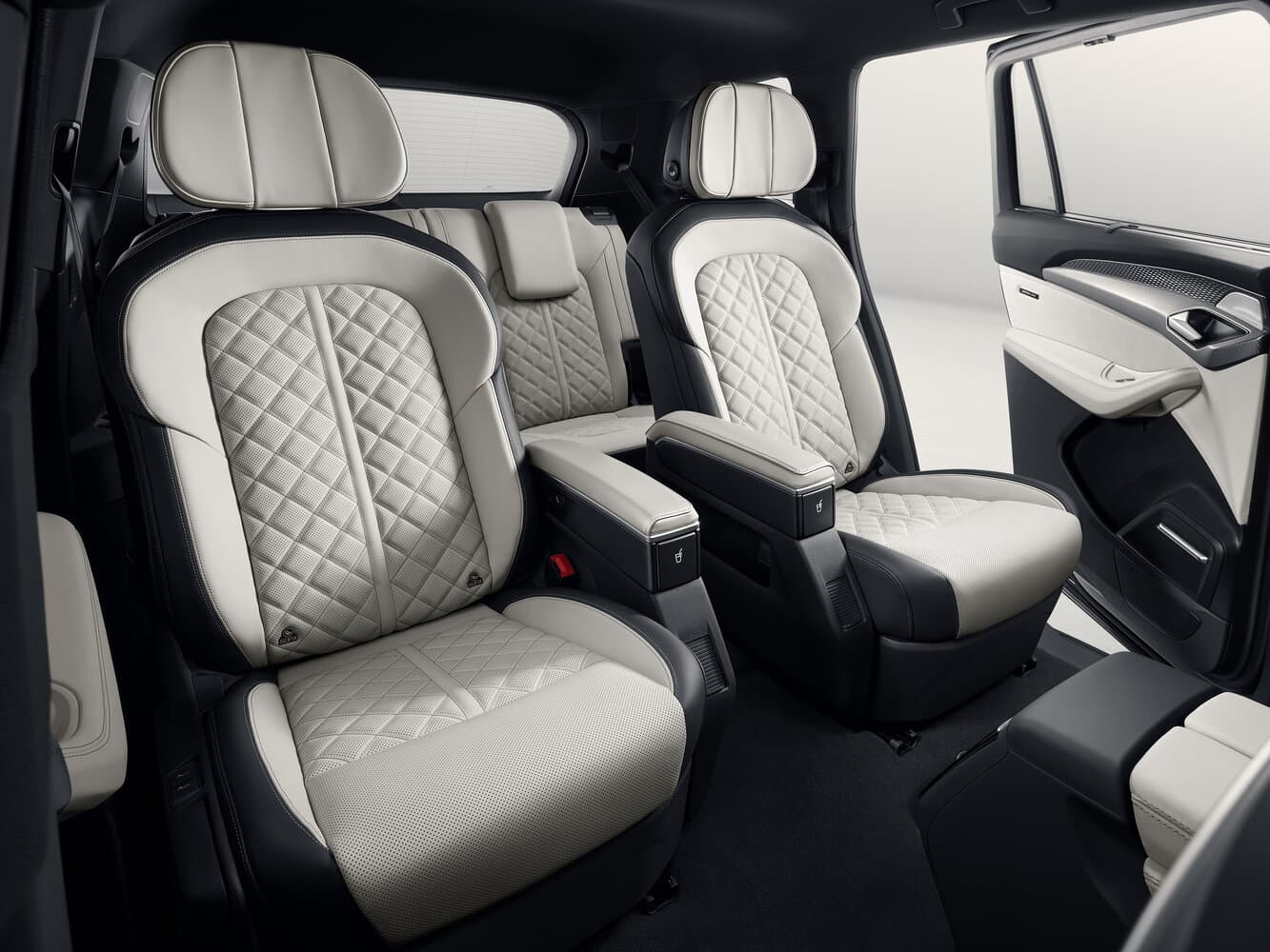 Audi, Q6, 2026, фото 8