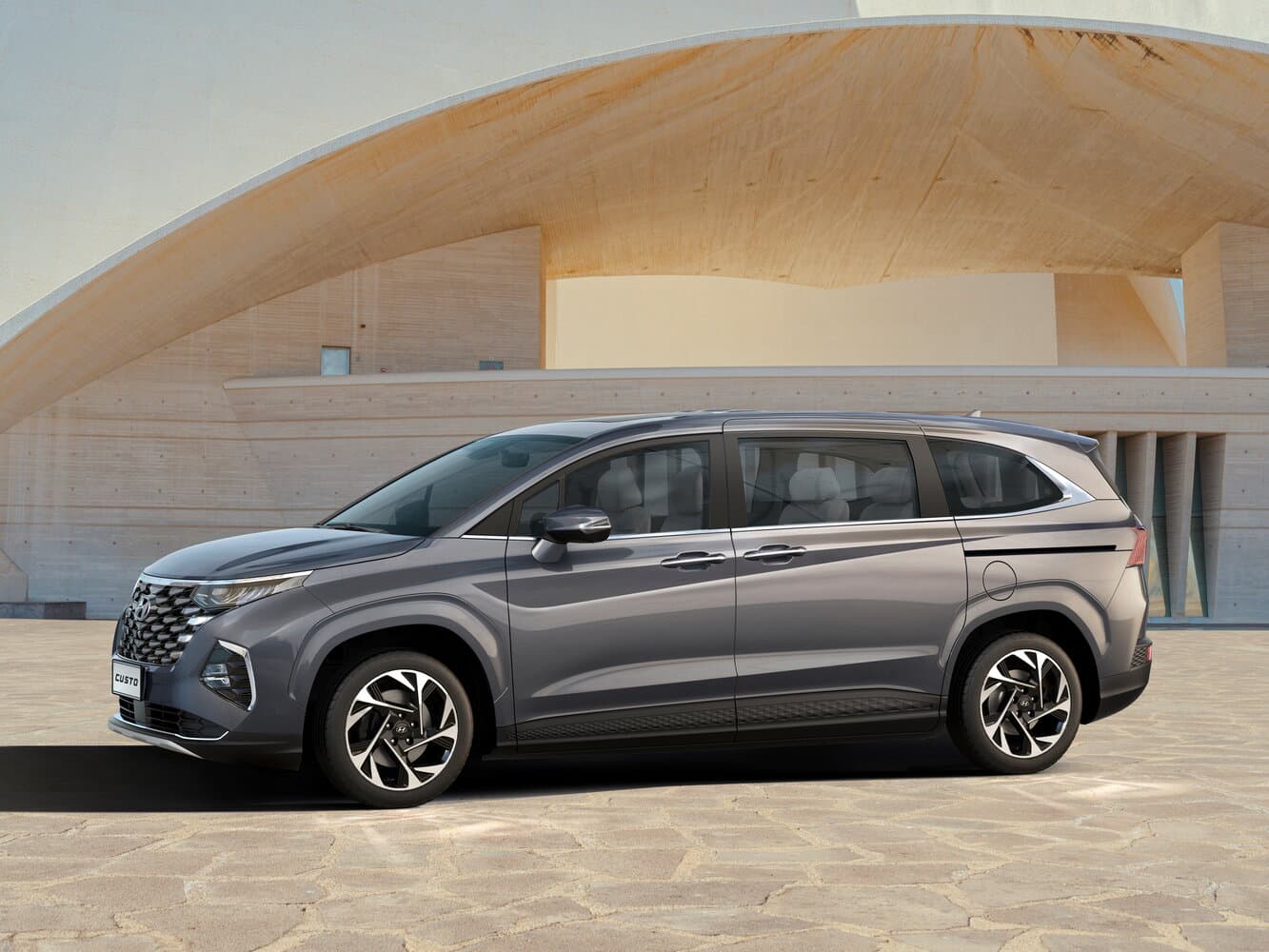 Hyundai Custo  Минивэн, фото 2