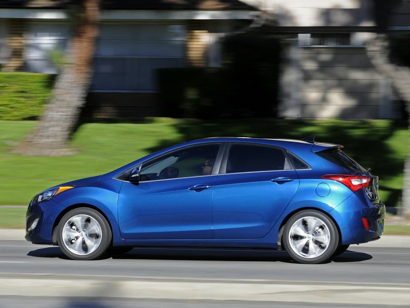 Hyundai Elantra V (MD) Хэтчбек 5 дв., фото 2