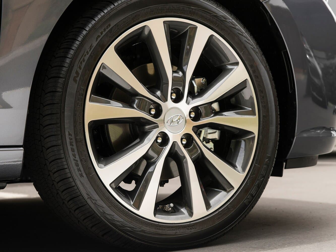 Hyundai Elantra VI (AD) Хэтчбек 5 дв. GT, фото 11