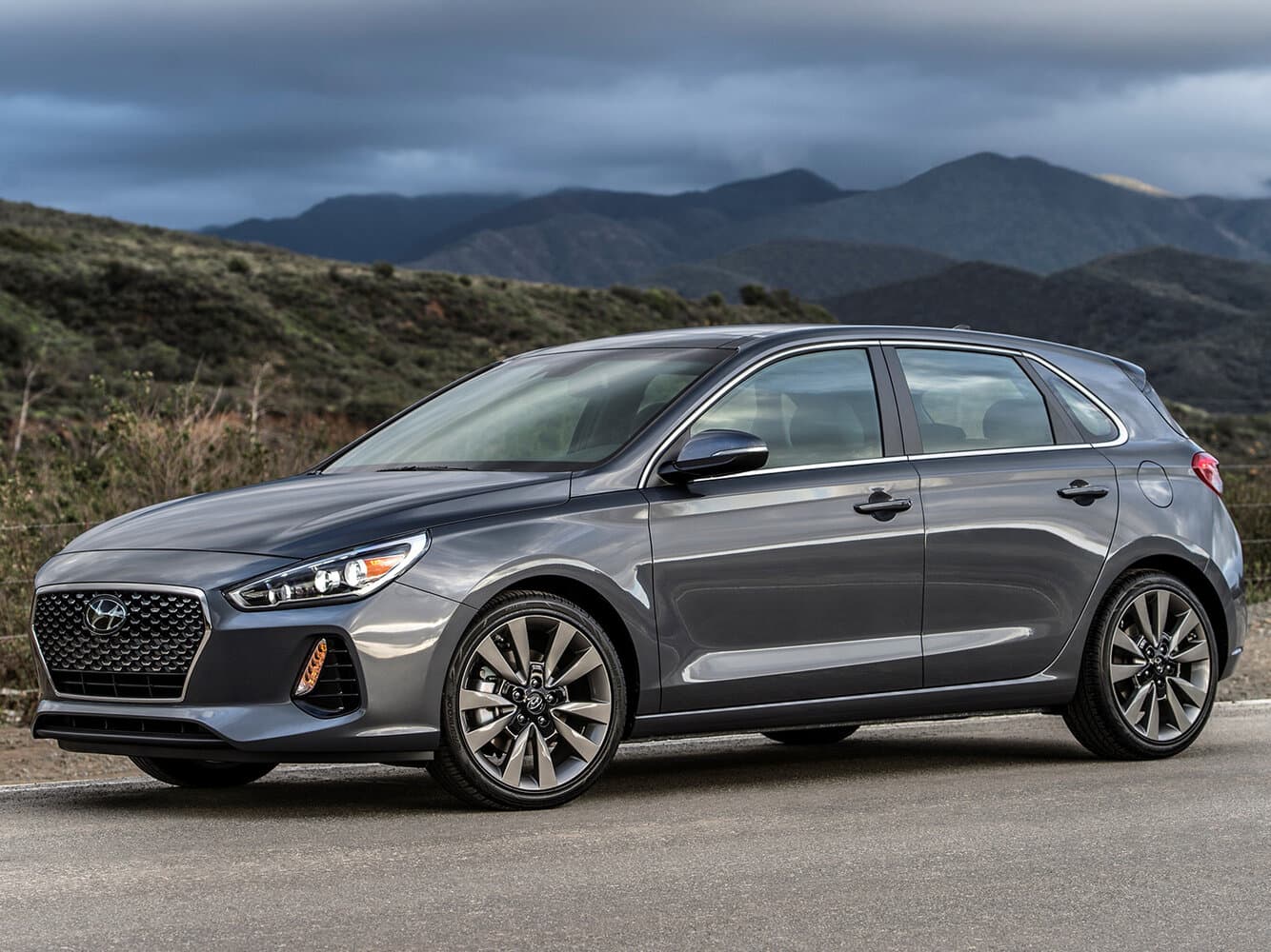 Hyundai Elantra VI (AD) Хэтчбек 5 дв. GT