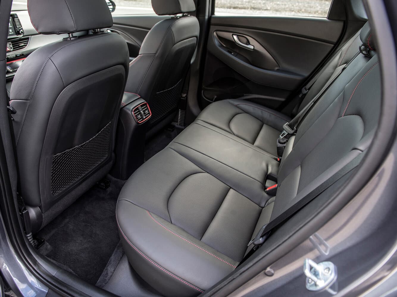Hyundai Elantra VI (AD) Хэтчбек 5 дв. GT, фото 8