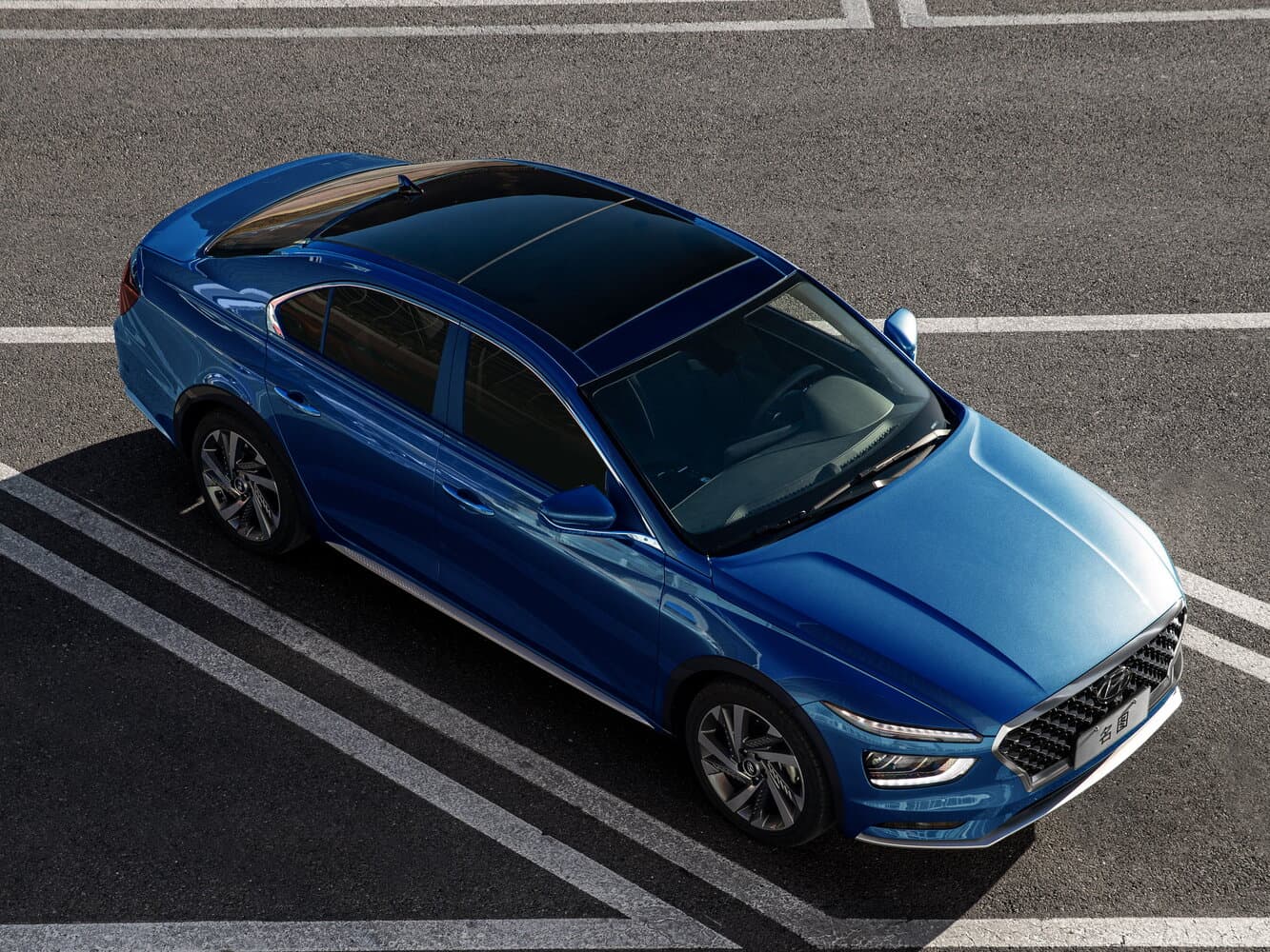 Hyundai Mistra II (DU2) Седан, фото 15