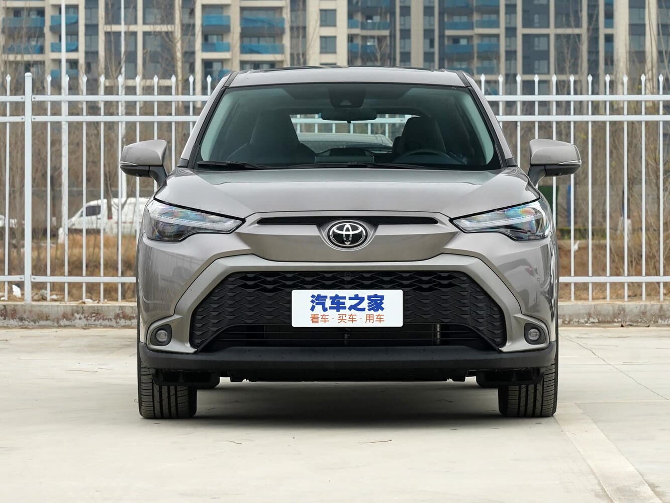 Toyota Frontlander  Внедорожник 5 дв., фото 2