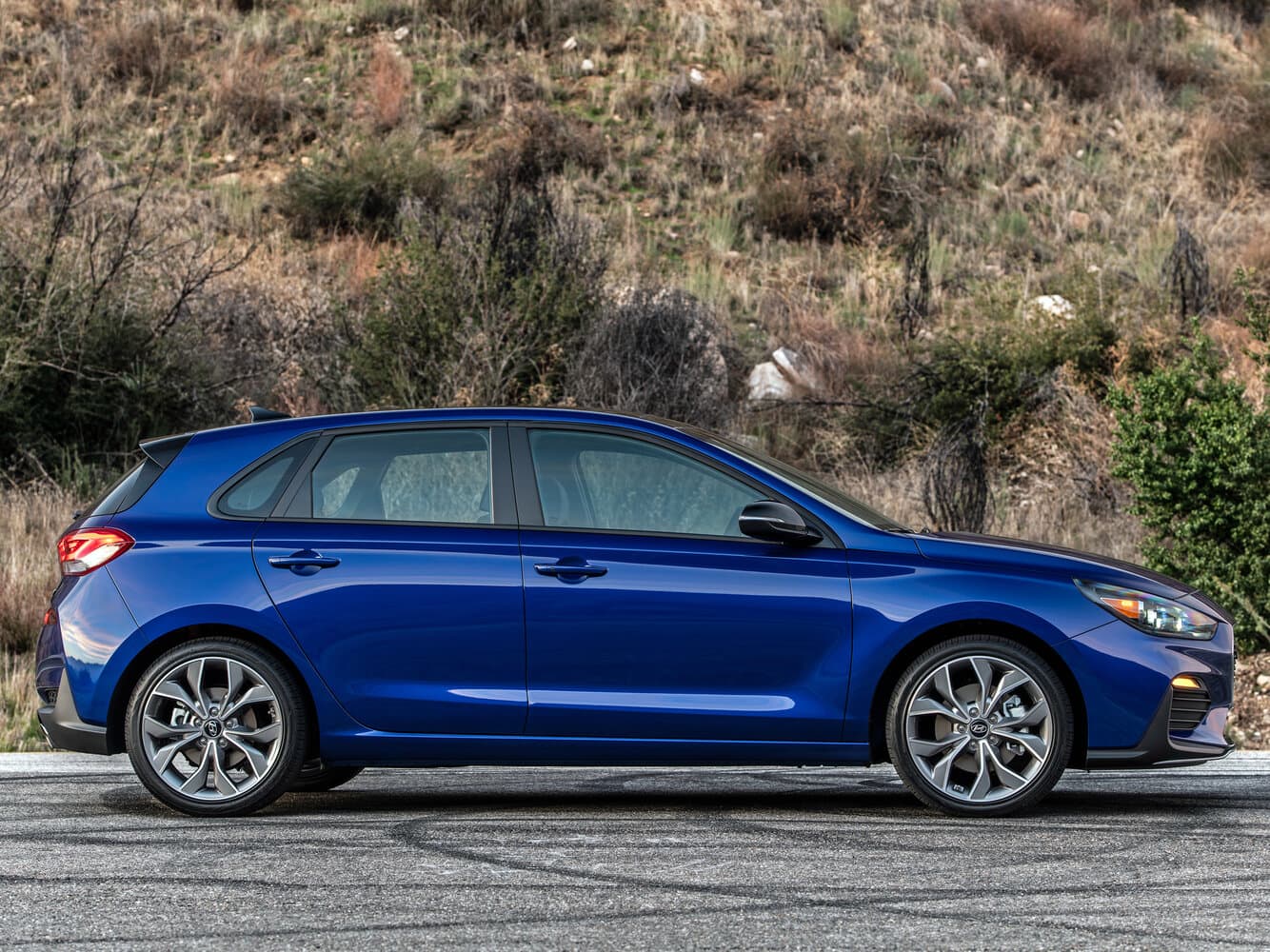 Hyundai Elantra VI (AD) Рестайлинг Хэтчбек 5 дв. GT, фото 2