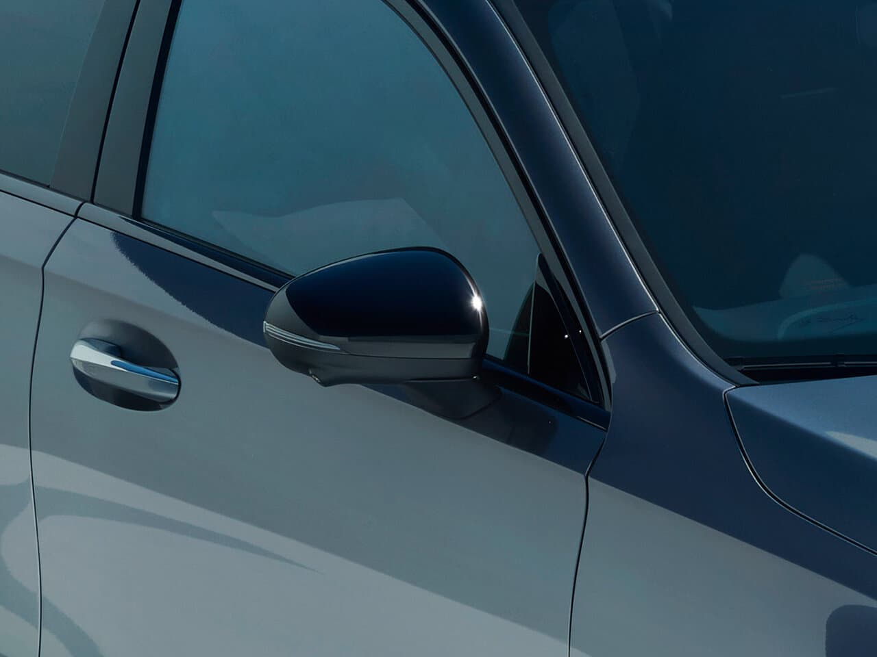 Mercedes-Benz A-Class IV (W177) Рестайлинг Хэтчбек 5 дв., фото 4